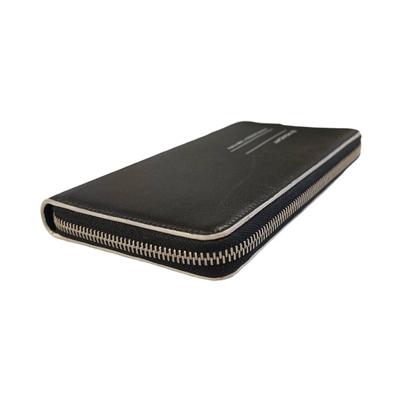 - GIVENCHY
Leather Graphic Print Calfskin Zippy Zip around Wallet Authentic - Picture 6 of 17